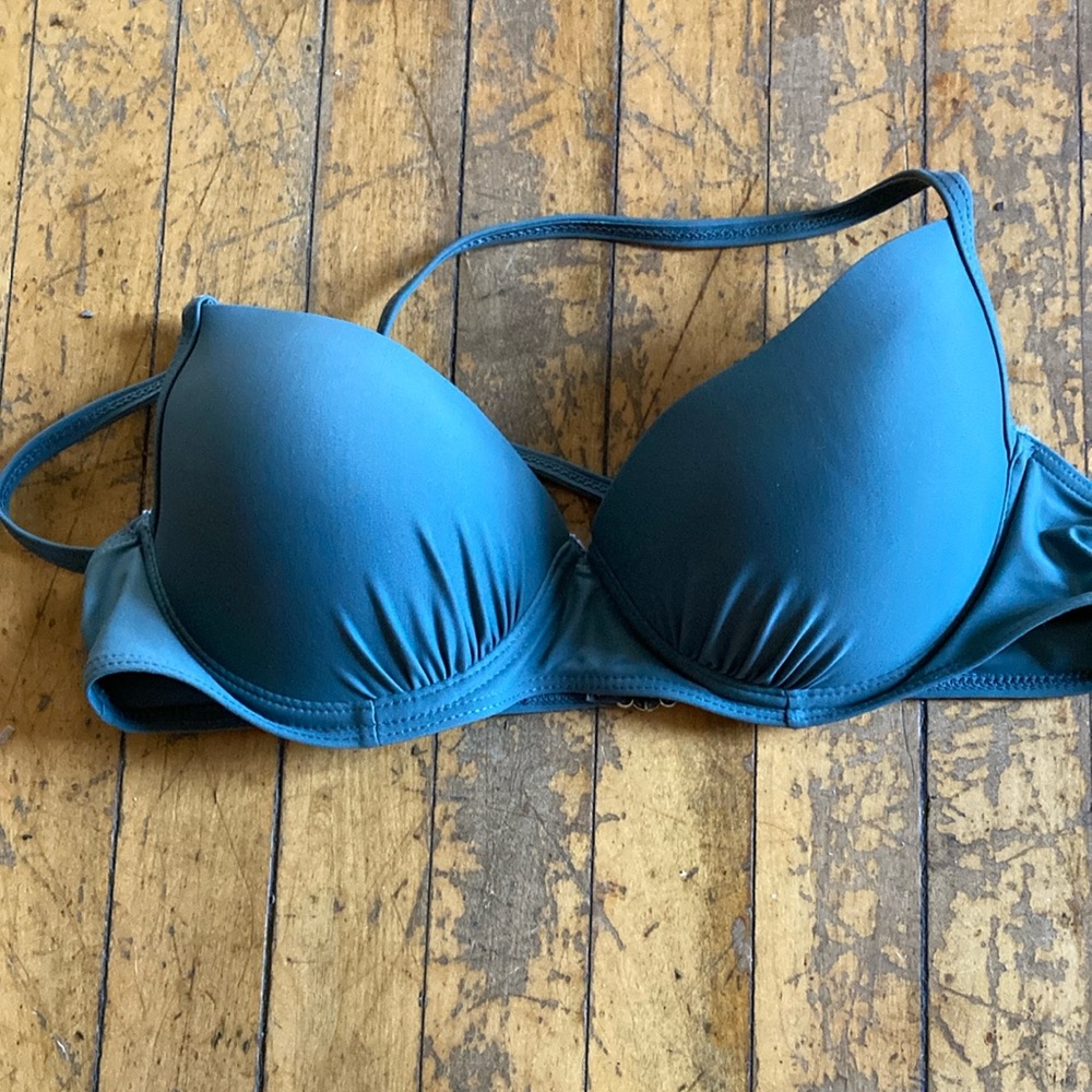 NWOT Green Bikini with Molded Cups and Adjustable Straps